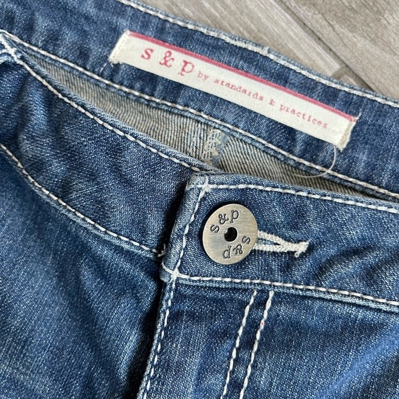 S&P Standards & Practices | Women’s Jean Shorts, Longer Length, Size 32••• - Picture 6 of 11